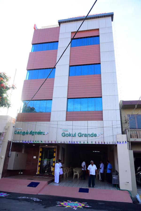 Hotel Gokulgrande Erode Esterno foto
