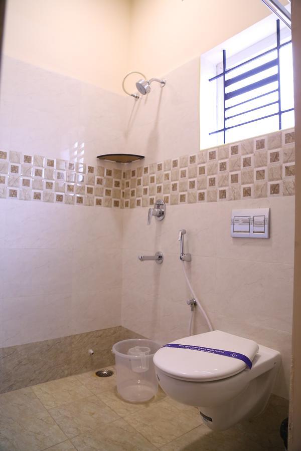 Hotel Gokulgrande Erode Esterno foto