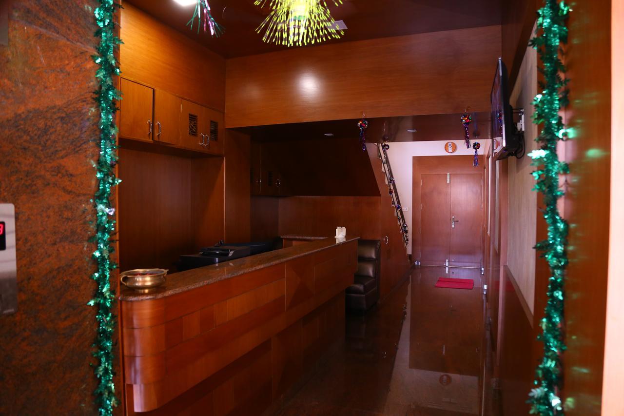 Hotel Gokulgrande Erode Esterno foto